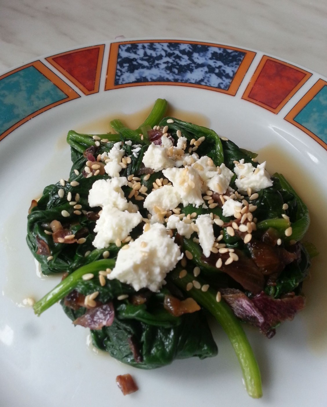 Griechischer Spinatsalat mit Brennessel