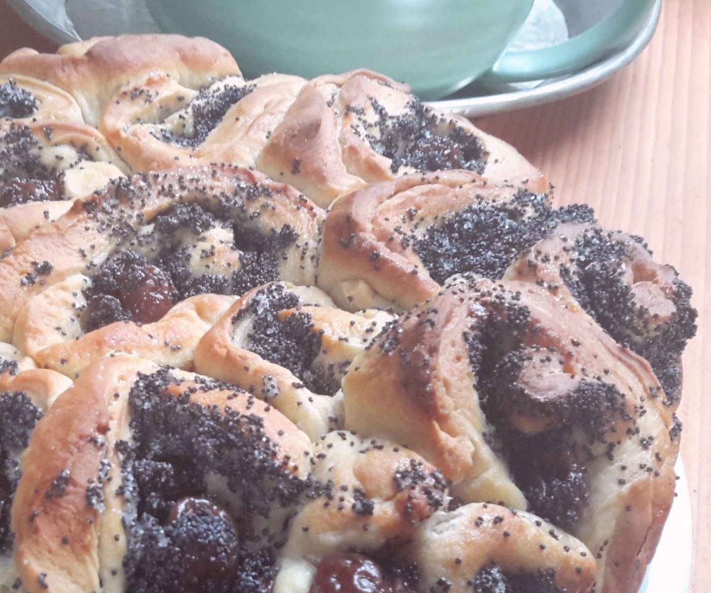 Mohn-Kirsch-Rollen