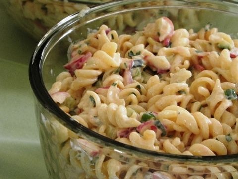 Nudelsalat mit Radieschen
