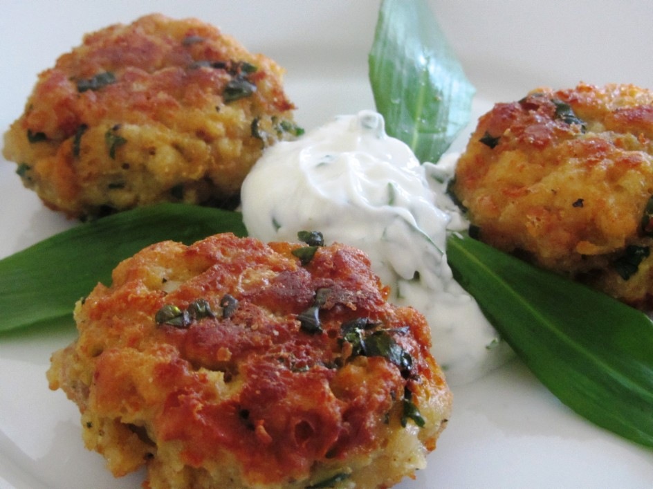 Bärlauchlaibchen mit Kräuterrahm