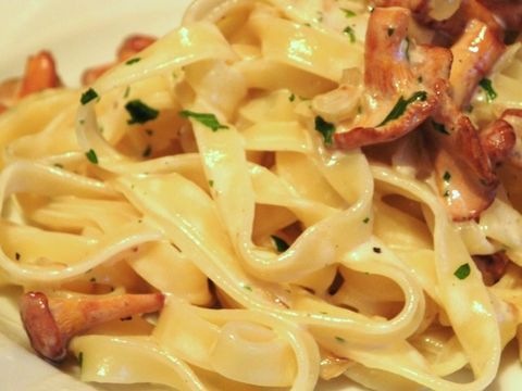Tagliatelle mit Eierschwammerl
