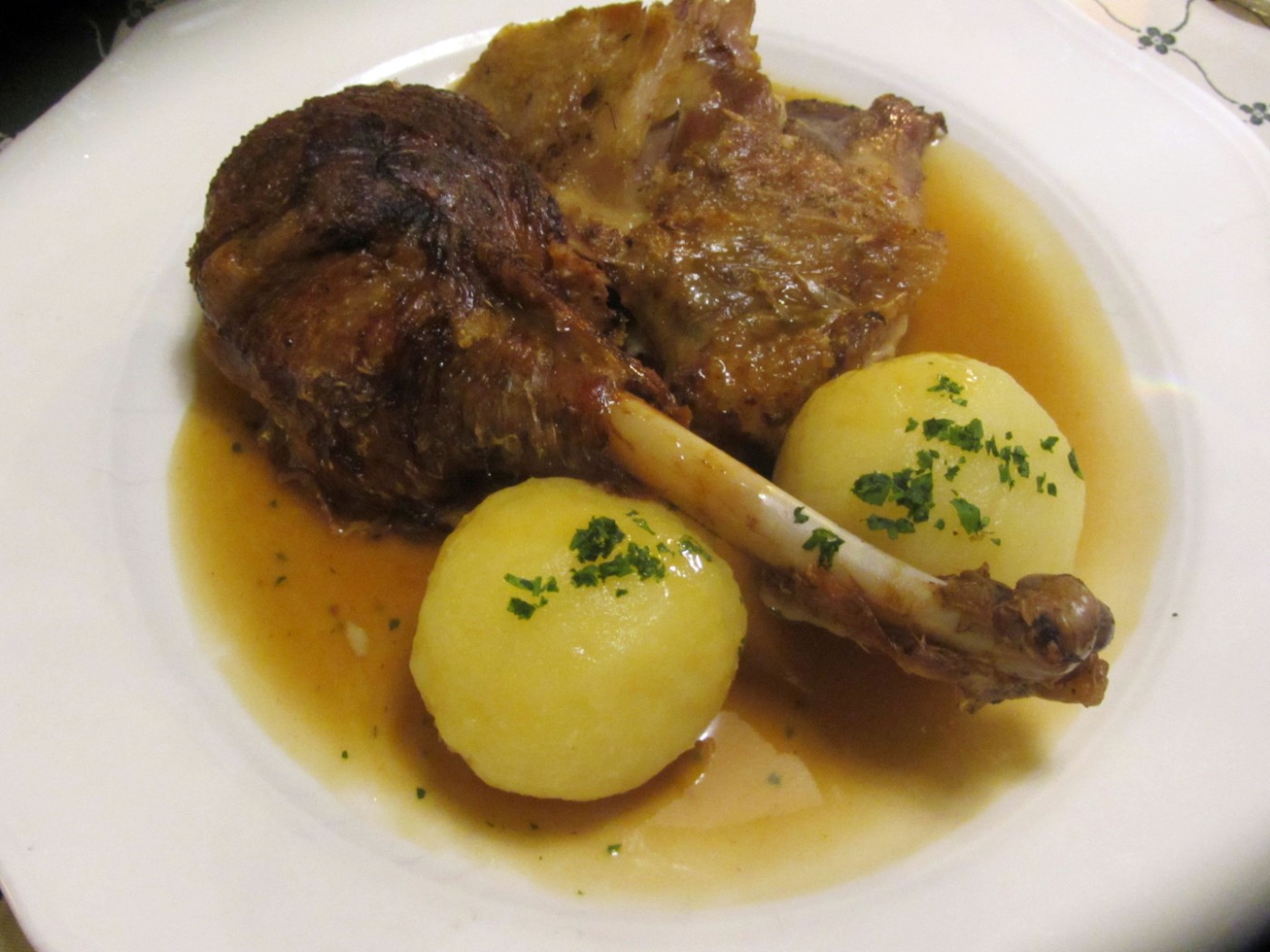 Gansl gebraten