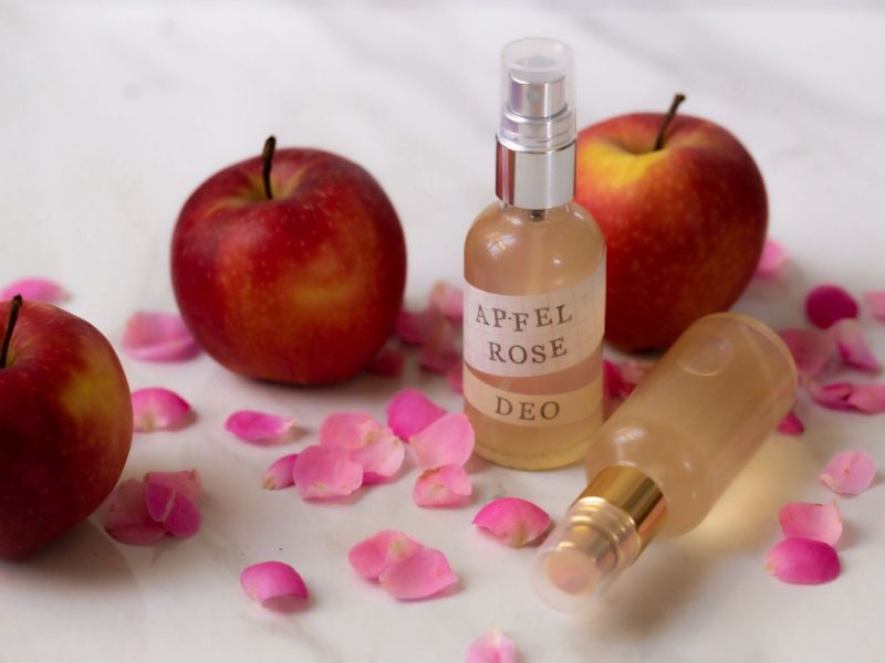 Apfel-Rosen-Deo mit Deko
