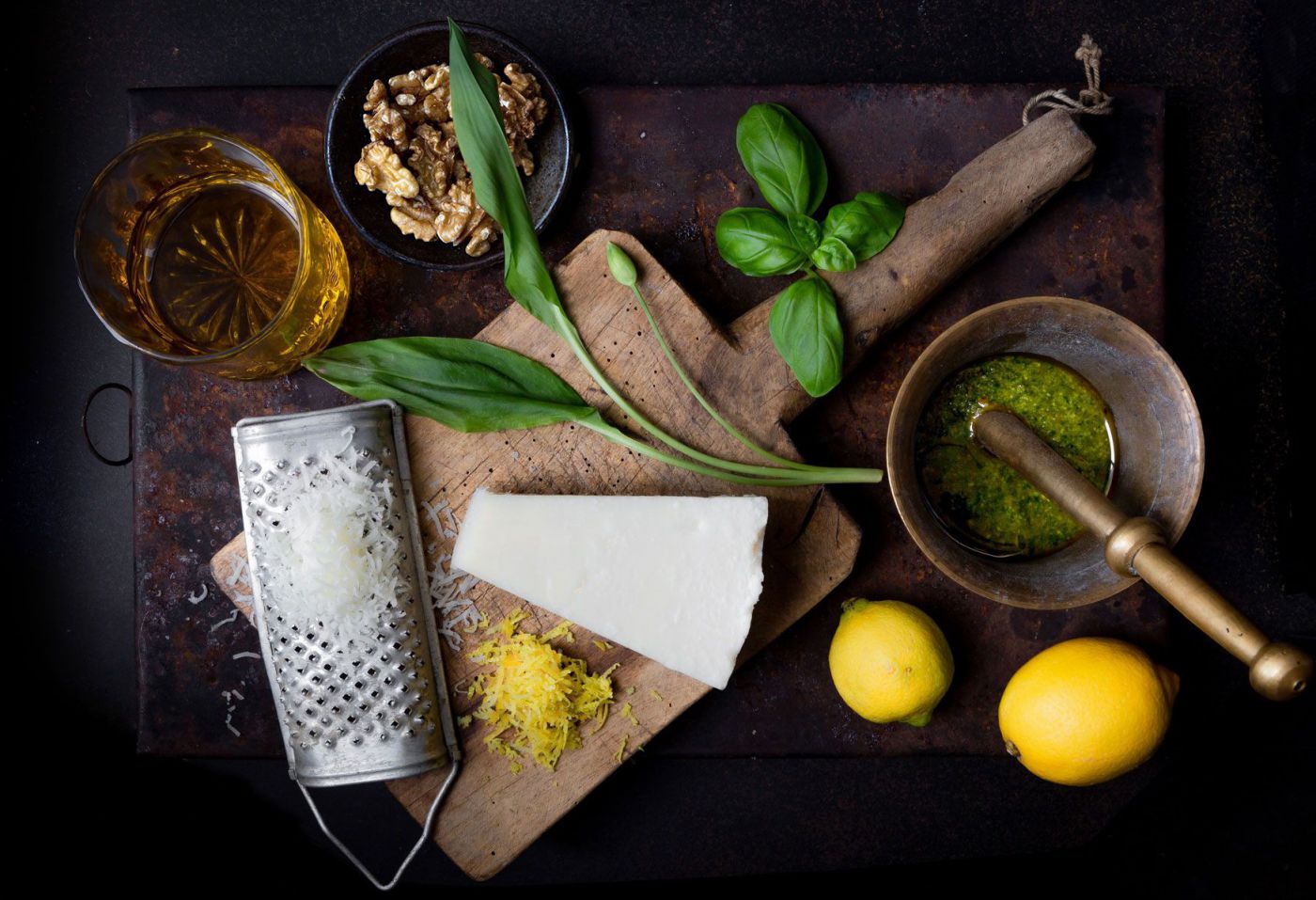 Zutaten für ein Bärlauch-Pesto