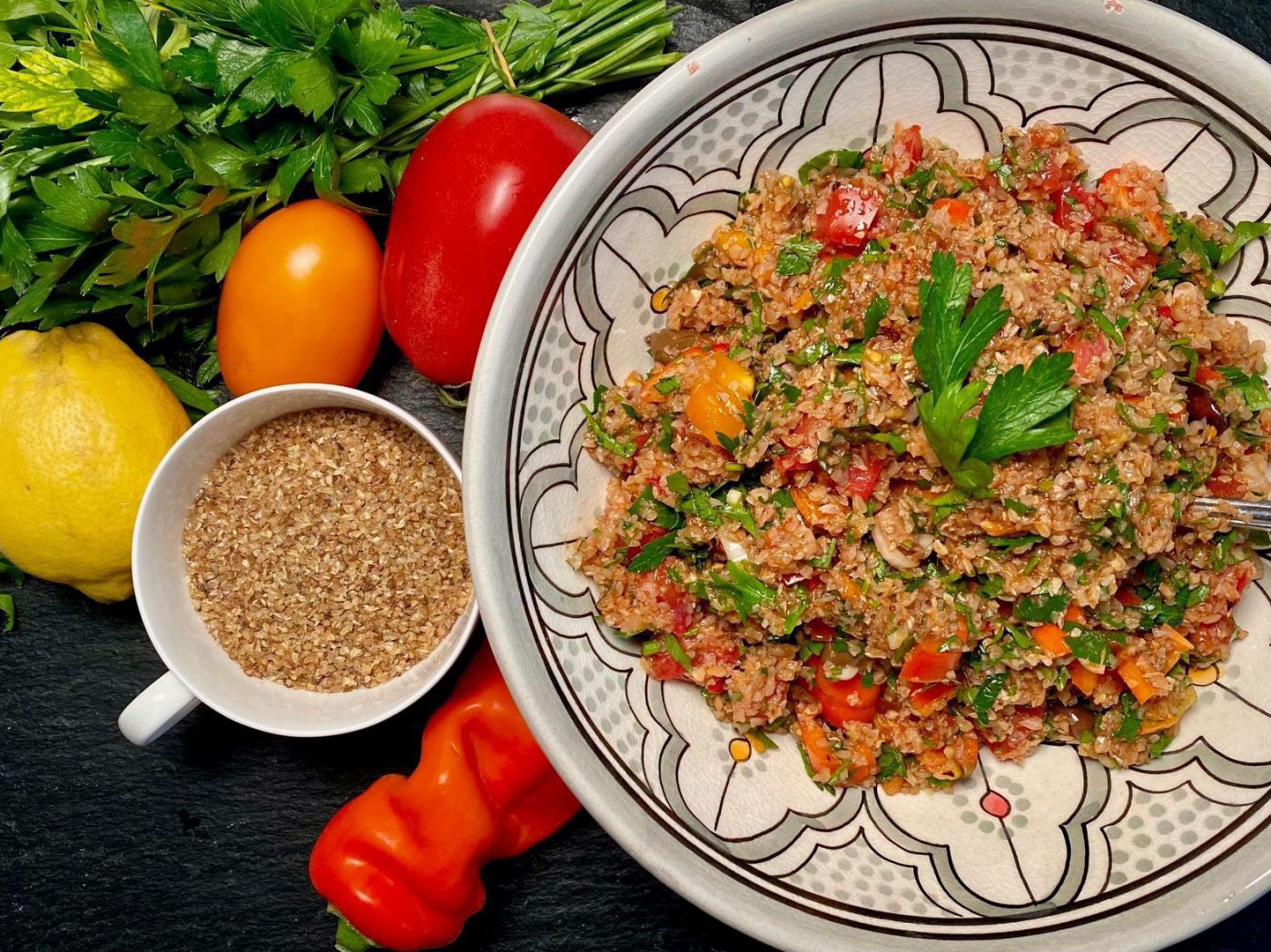 glutenfreier Bulgursalat mit Zutaten