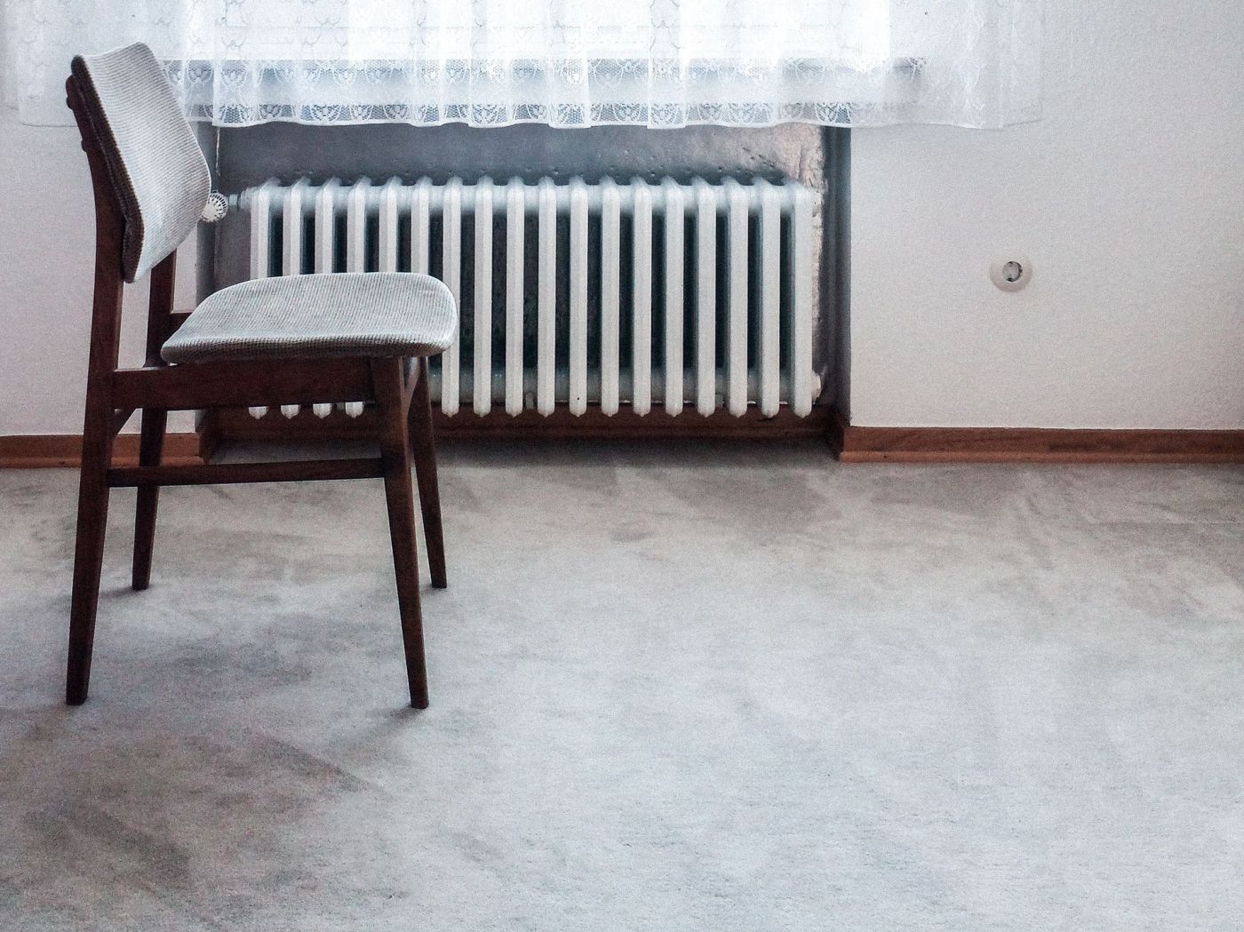 Sessel vor Heizkörper