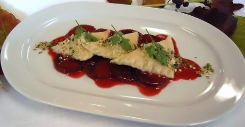 Erdäpfeltascherl an Cremerüben