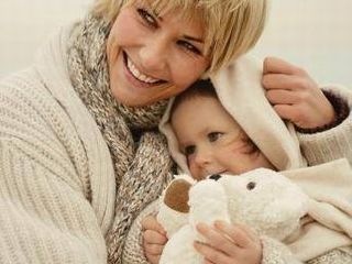 frau_mit_kind_hessnatur