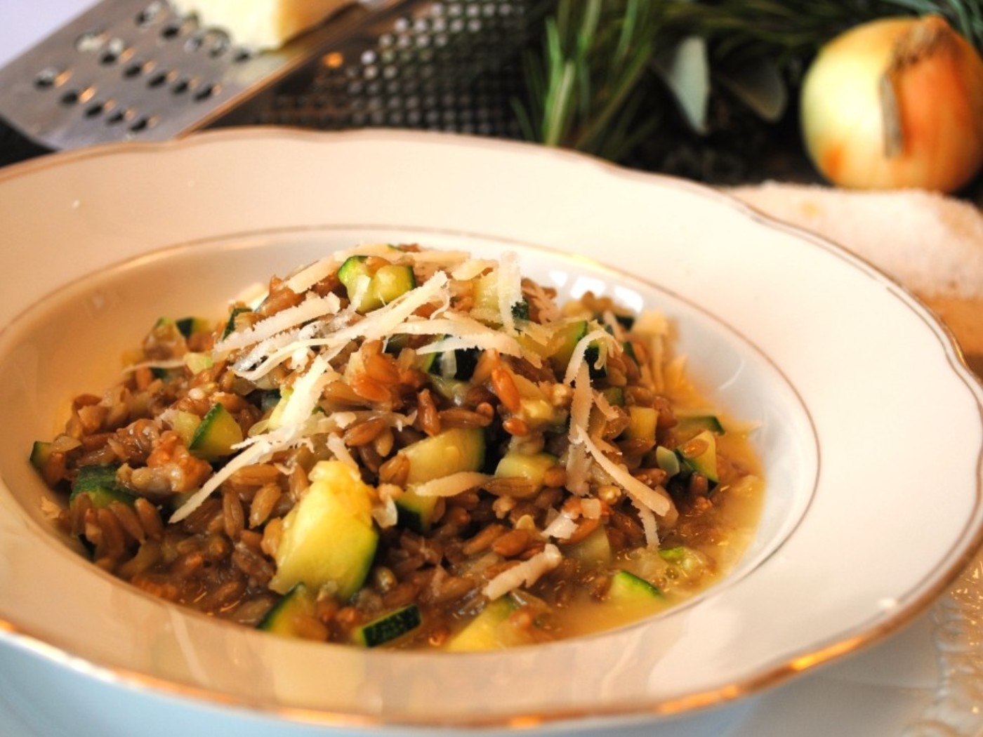 Dinkelrisotto mit Zucchini