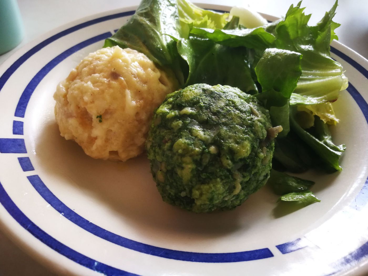 Spinat- und Käseknödel