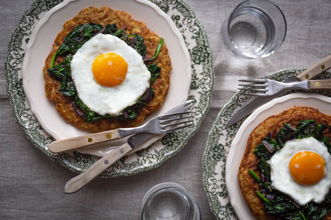 Kartoffeltortillas mit Spinat und Spiegelei