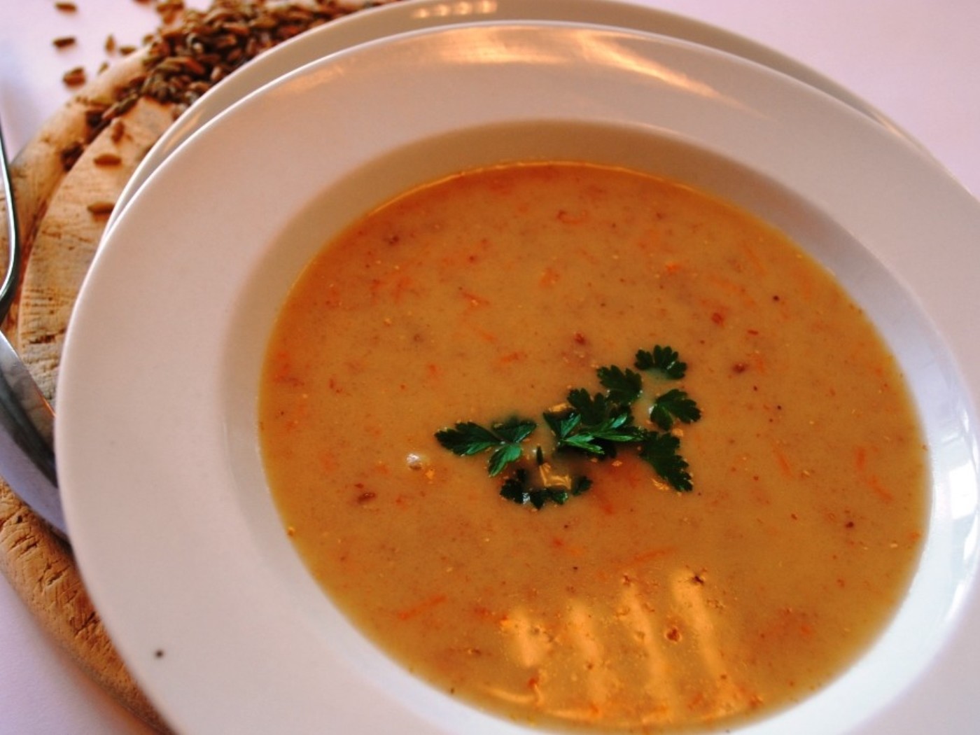 Paradeiser-Grünkernsuppe