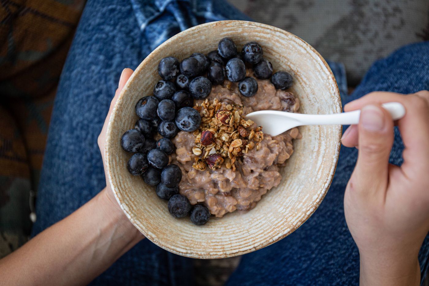Porridge mit frischen Beeren