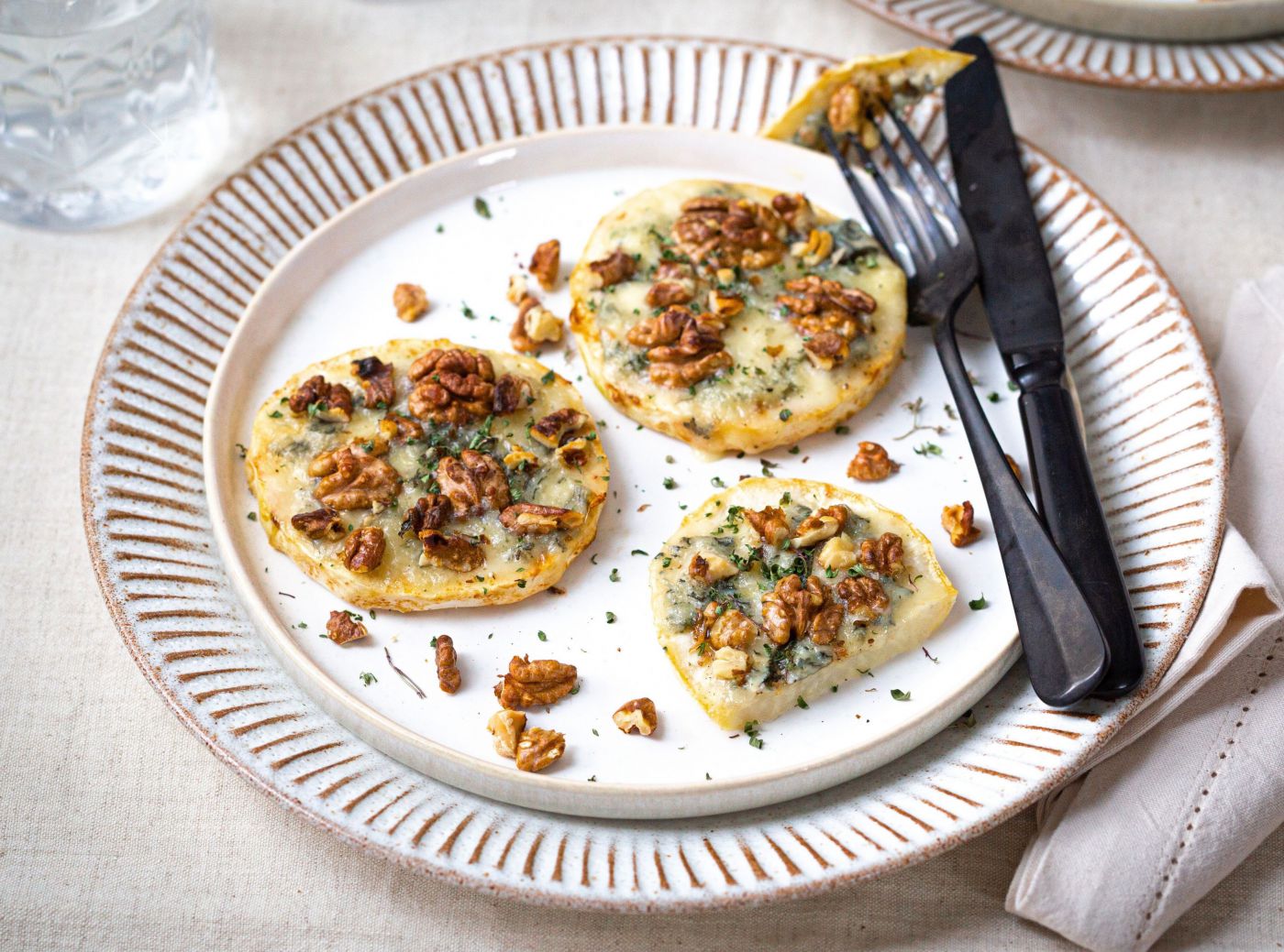 Ofen-Sellerie mit Gorgonzola