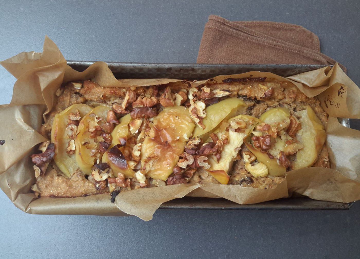 veganer apfelnusskuchen