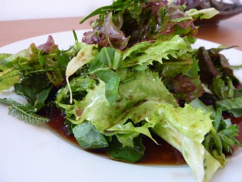 Wildkräutersalat